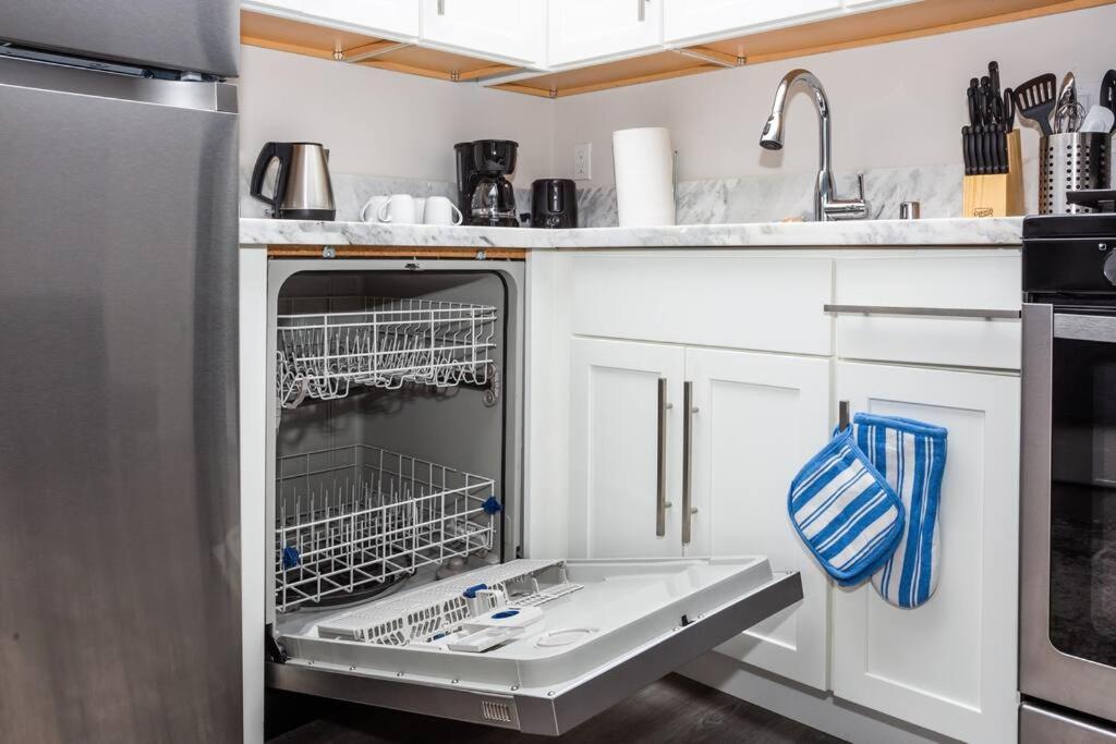 2 Bedroom, 2 Bathroom Detached Apt Max 7 Sleepers San Diego Exteriér fotografie