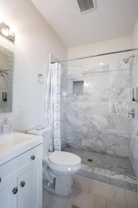 2 Bedroom, 2 Bathroom Detached Apt Max 7 Sleepers San Diego Exteriér fotografie